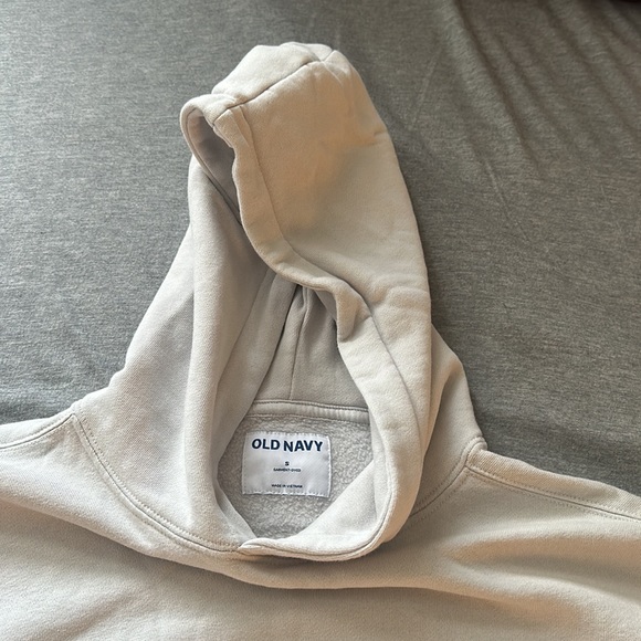 TRADED Old Navy Garment Dyed Hoodie - Picture 10 of 16